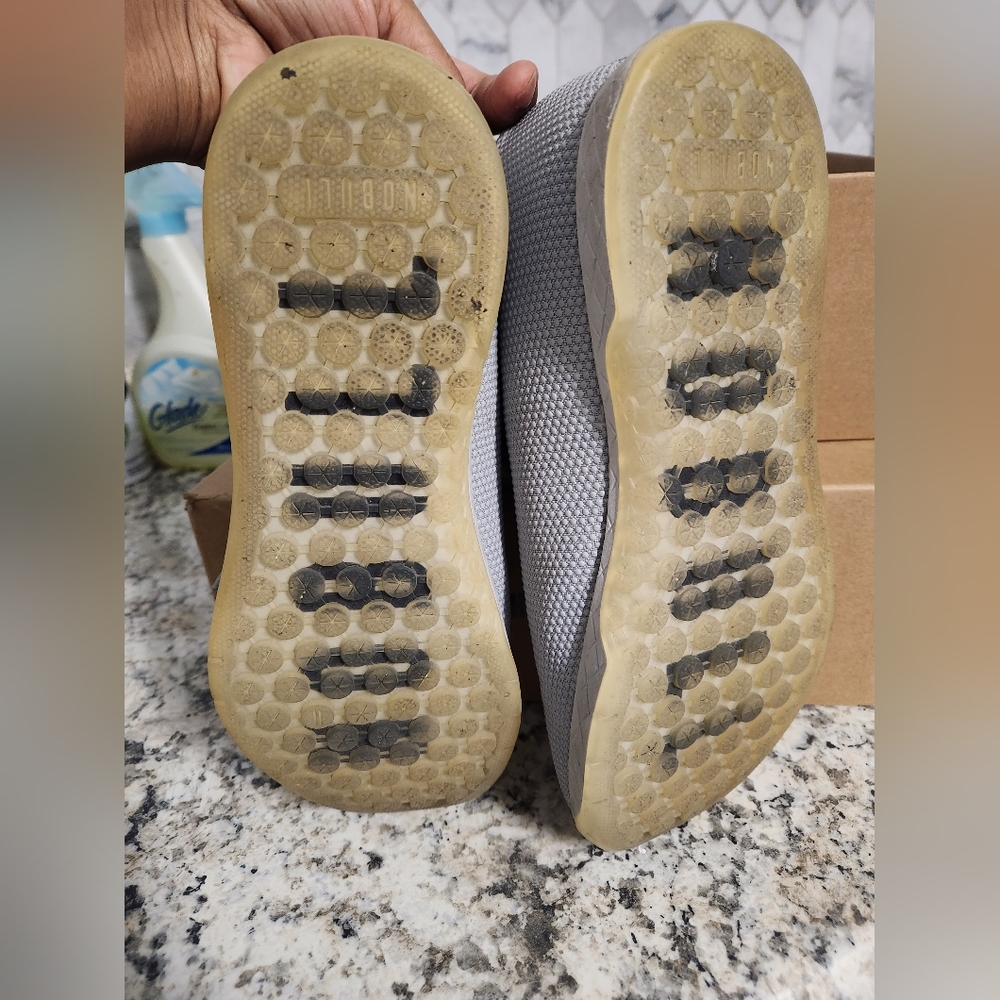 Shoes - Picture 3 of 4